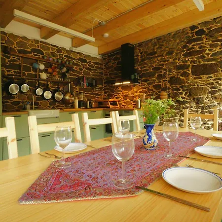 Geodesic Domes With Views In Ribeira Sacra * Pincelo