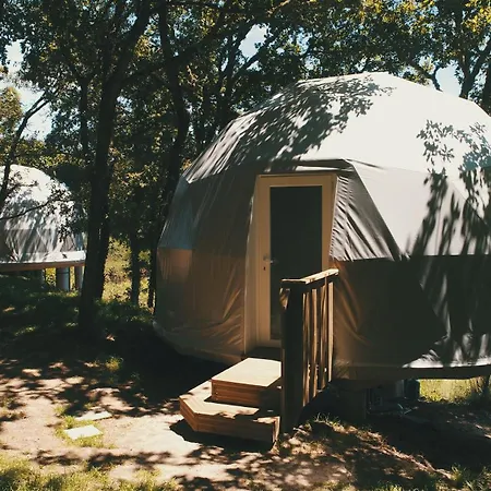 Geodesic Domes With Views In Ribeira Sacra خيمة فخمة