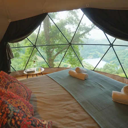 Geodesic Domes With Views In Ribeira Sacra خيمة فخمة