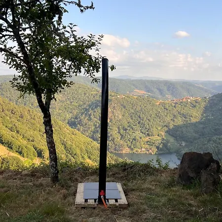 Geodesic Domes With Views In Ribeira Sacra خيمة فخمة