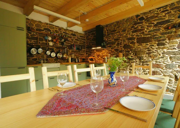Geodesic Domes With Views In Ribeira Sacra * Pincelo